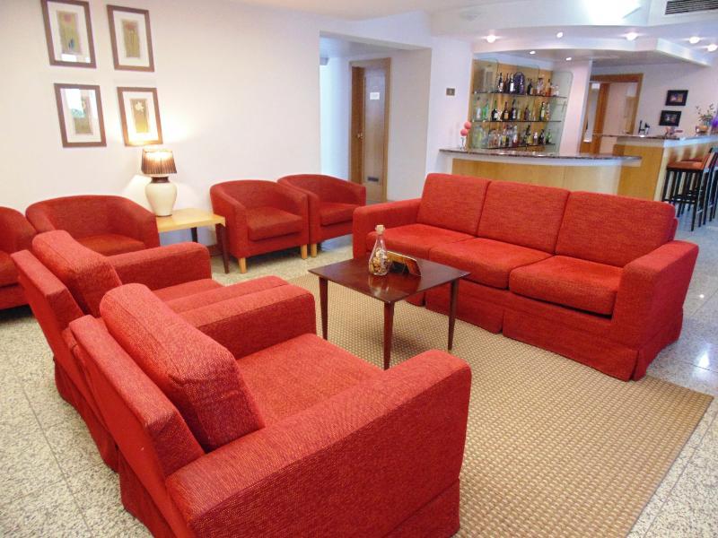Quality Inn Montalegre Bagian luar foto