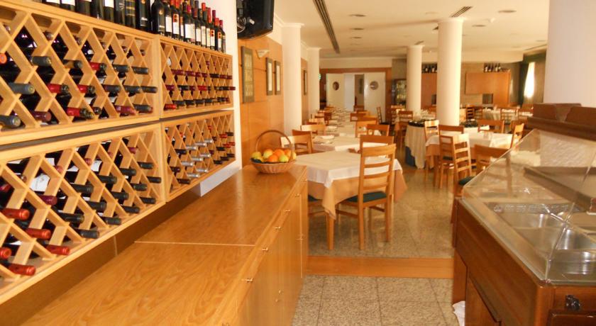 Quality Inn Montalegre Bagian luar foto